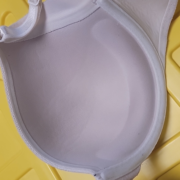 Bra - Picture 3 of 4